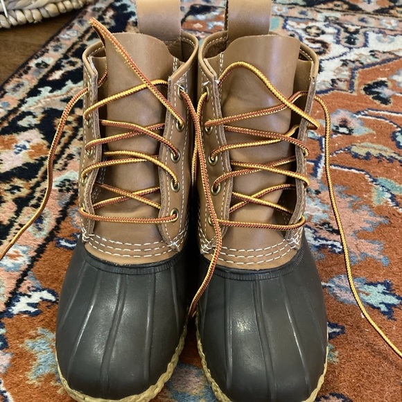 Bean Boots, size 6 - Picture 3 of 6